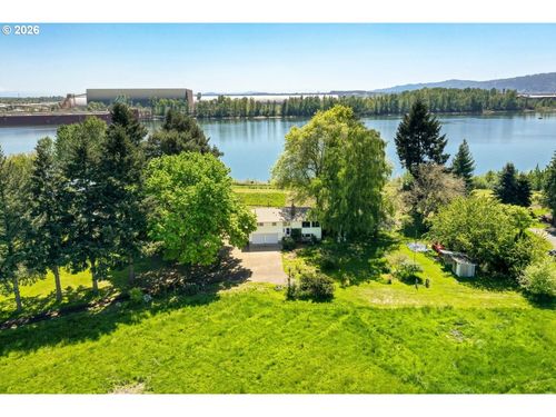 16530 Nw Gillihan Rd, Portland, OR, 97231-1515 | Card Image