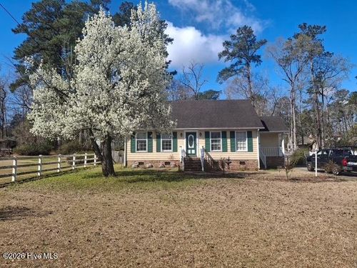 1217 Forest Dr, Whiteville, NC, 28472-2963 | Card Image