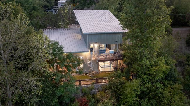 Surrounded by nature! | Image 10