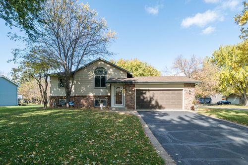 9559 173rd St W, Lakeville, MN, 55044-7605 | Card Image
