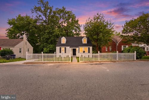 2005 Gaylord Dr, SUITLAND, MD, 20746-1438 | Card Image