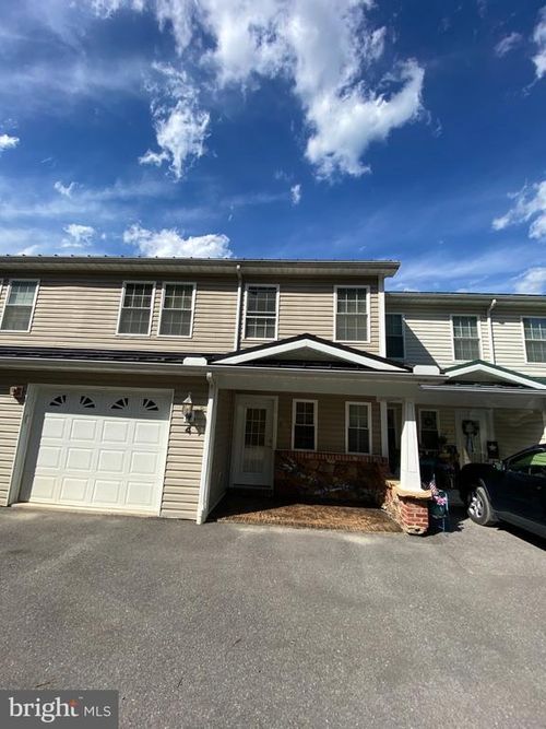 apt-4-65 Woods Edge Rd, Fort Ashby, WV, 26719-9292 | Card Image