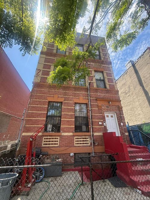 442 Linwood Street, New York, NY, 11208 | Card Image