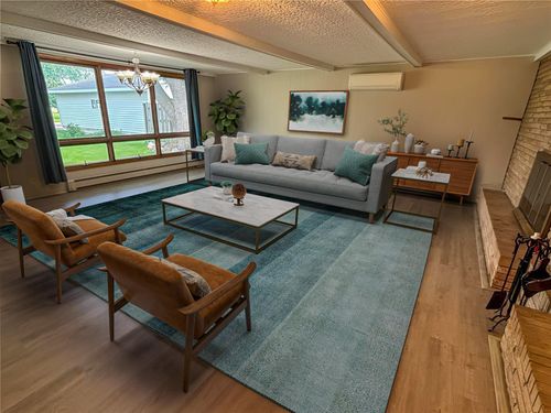 314 Sanford Rd, Benson, MN, 56215-1090 | Card Image