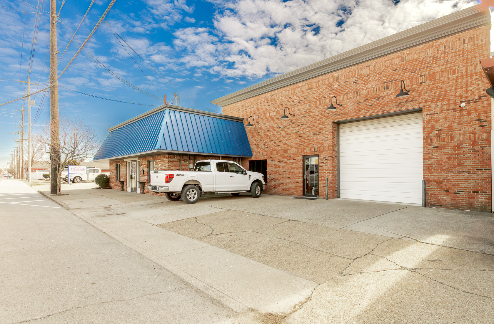 1034 Story Ave, Louisville, KY 40206