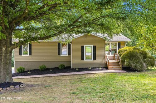 120 Cogdill Rd, Knoxville, TN, 37922-2003 | Card Image