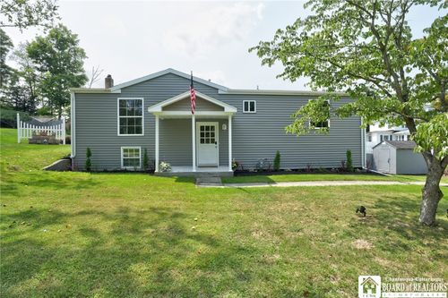 6 Holly Dr, Lakewood, NY, 14750-1820 | Card Image