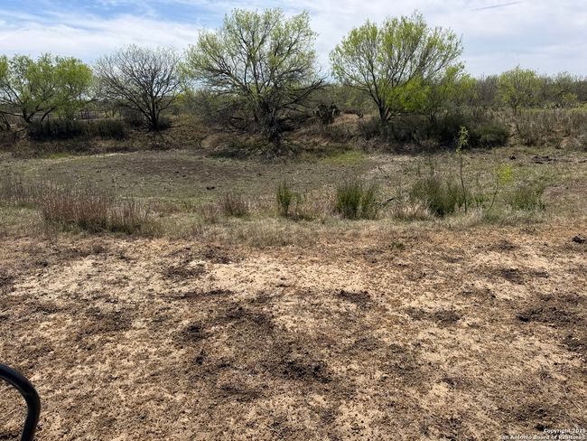 2148 County Road 220, Home with 3 bedrooms, 2 bathrooms and null parking in Floresville TX | Image 27