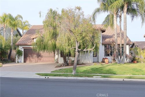 1485 Clearview Cir, Corona, CA, 92882-6068 | Card Image