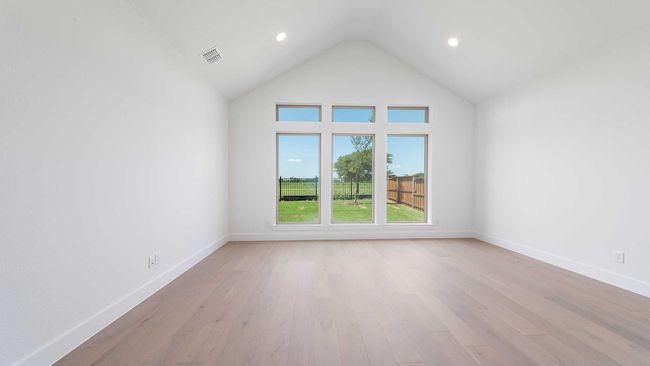 Unfurnished room with visible vents, light wood-style floors, recessed lighting, and baseboards | Image 9