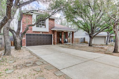 8904 W Hove Loop, Austin, TX, 78749 | Card Image