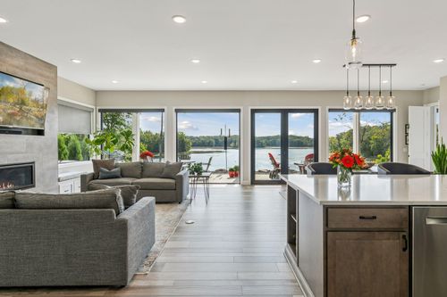 4869 Linden Cove Ln, Savage, MN, 55378-4462 | Card Image