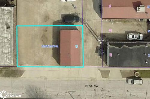 62 1st St Nw, Britt, IA, 50423-1641 | Card Image
