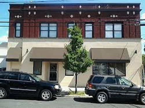 69 Montgomery St, Pawtucket, RI, 02860-2093 | Card Image