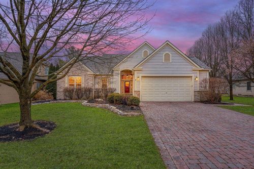 680 Covered Bridge Dr, Delaware, OH, 43015-3196 | Card Image