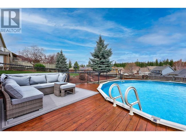2022 Hugh Allan Dr, House other with 6 bedrooms, 3 bathrooms and 6 parking in Kamloops BC | Image 39