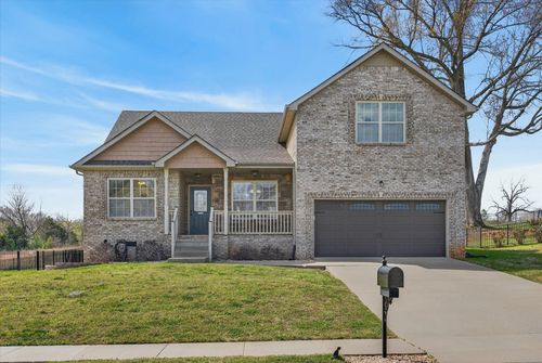 301 Ivy Bend Cir, Clarksville, TN, 37043-6867 | Card Image