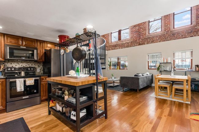 108 Hamilton Ave, Condo with 2 bedrooms, 2 bathrooms and null parking in Columbus OH | Image 17