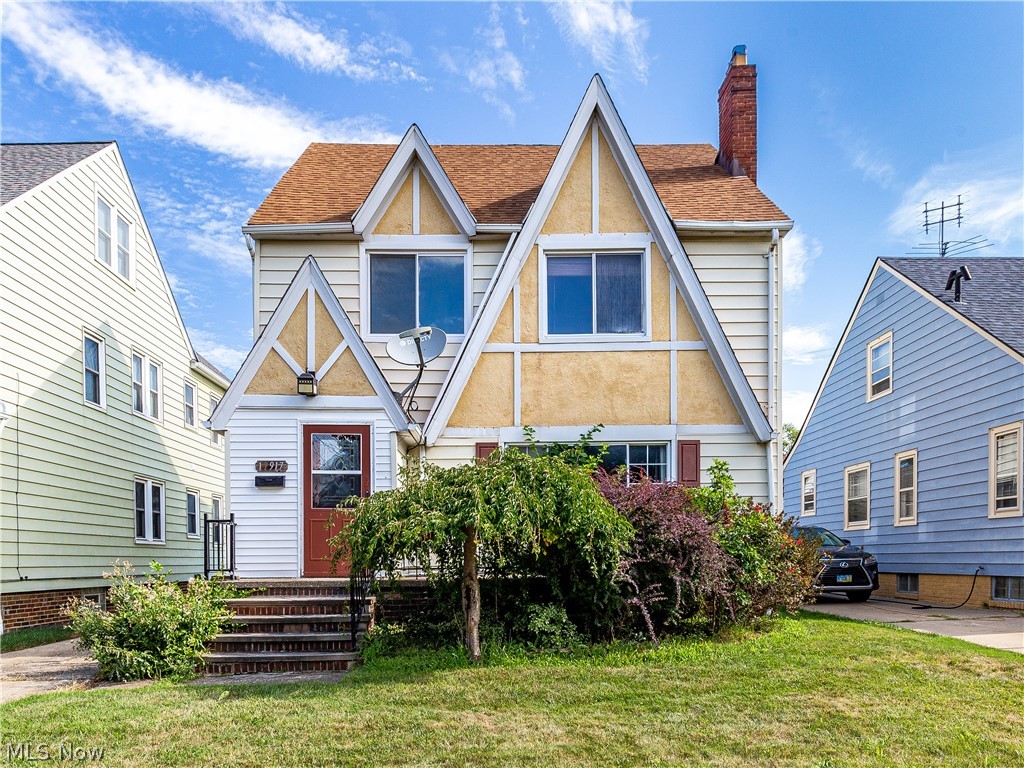 17917 Hillgrove Avenue, Sold in Cleveland Zoocasa