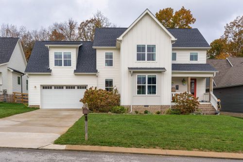 2831 Signal Farms Lane, Signal Mountain, TN, 37377 | Card Image