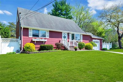 18 Lehigh Avenue, House other with 3 bedrooms, 1 bathrooms and null parking in Centereach NY | Image 2