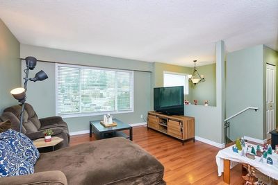 7516 Blott St, House other with 5 bedrooms, 2 bathrooms and 5 parking in Mission BC | Image 3