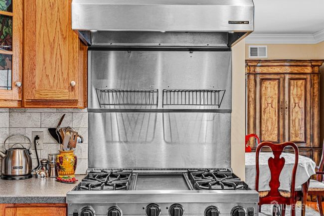 356 Front St, House other with 3 bedrooms, 2 bathrooms and null parking in Dunellen NJ | Image 19