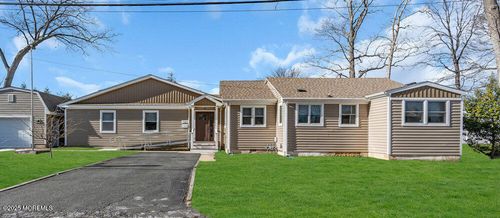 2137 Locust Rd, Sea Girt, NJ, 08750-1305 | Card Image