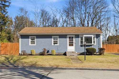 67 Garnet St, West Warwick, RI, 02893-4129 | Card Image