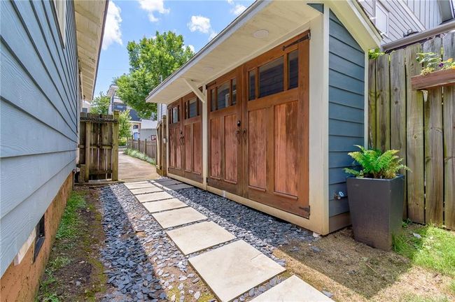 496 Rankin St Ne, House other with 3 bedrooms, 2 bathrooms and 2 parking in ATLANTA GA | Image 32