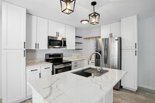 58-3296 Hill Ridge Dr, Eagan, MN, 55121-1750 | Card Image