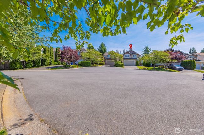 1326 226th Court Se, House other with 4 bedrooms, 3 bathrooms and 2 parking in Sammamish WA | Image 34