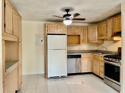 unit-23-5 Kenmar Dr, Billerica, MA, 01821-4743 | Card Image