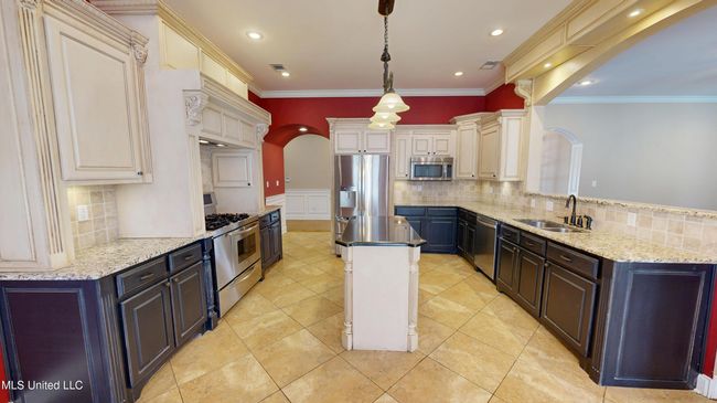 Kitchen | Image 19