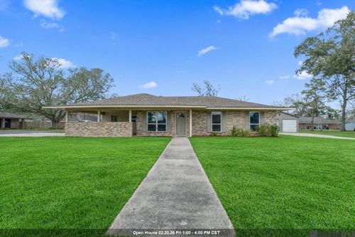 43498 S Lone Oak Rd, Gonzales, LA, 70737-7936 | Card Image