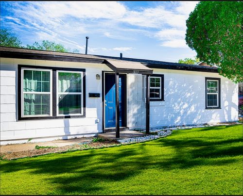 3613 Castleman St, Fort Worth, TX, 76119-2920 | Card Image