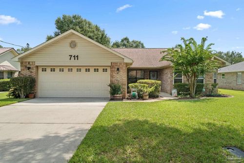 711 Sunset Blvd E, Fort Walton Beach, FL, 32547-3661 | Card Image