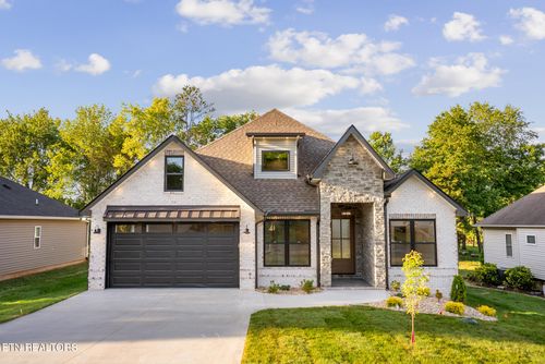 207 Ogana Ln, Loudon, TN, 37774-2716 | Card Image