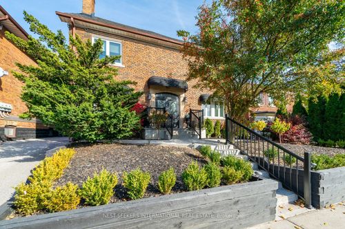 5-963 Avenue Road, York, ON, M5P2K9 | Card Image