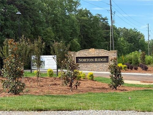 17 Norton Trl, Dahlonega, GA, 30533-6895 | Card Image