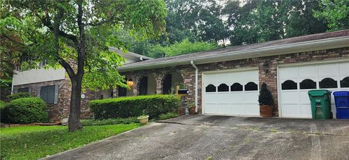 3793 Fox Glen Ct Ne, Brookhaven, GA, 30319-1807 | Card Image