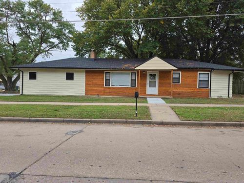 4921 Kensington St, Wichita, KS, 67208-2329 | Card Image