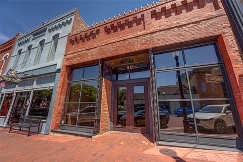 1013 E 15th St, Plano, TX, 75074-6221 | Card Image