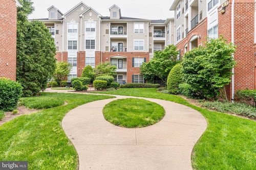 115-4850 Eisenhower Ave, ALEXANDRIA, VA, 22304-7307 | Card Image