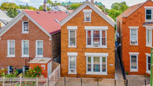 2731 Christiana Ave, Chicago, IL, 60623-4612 | Card Image
