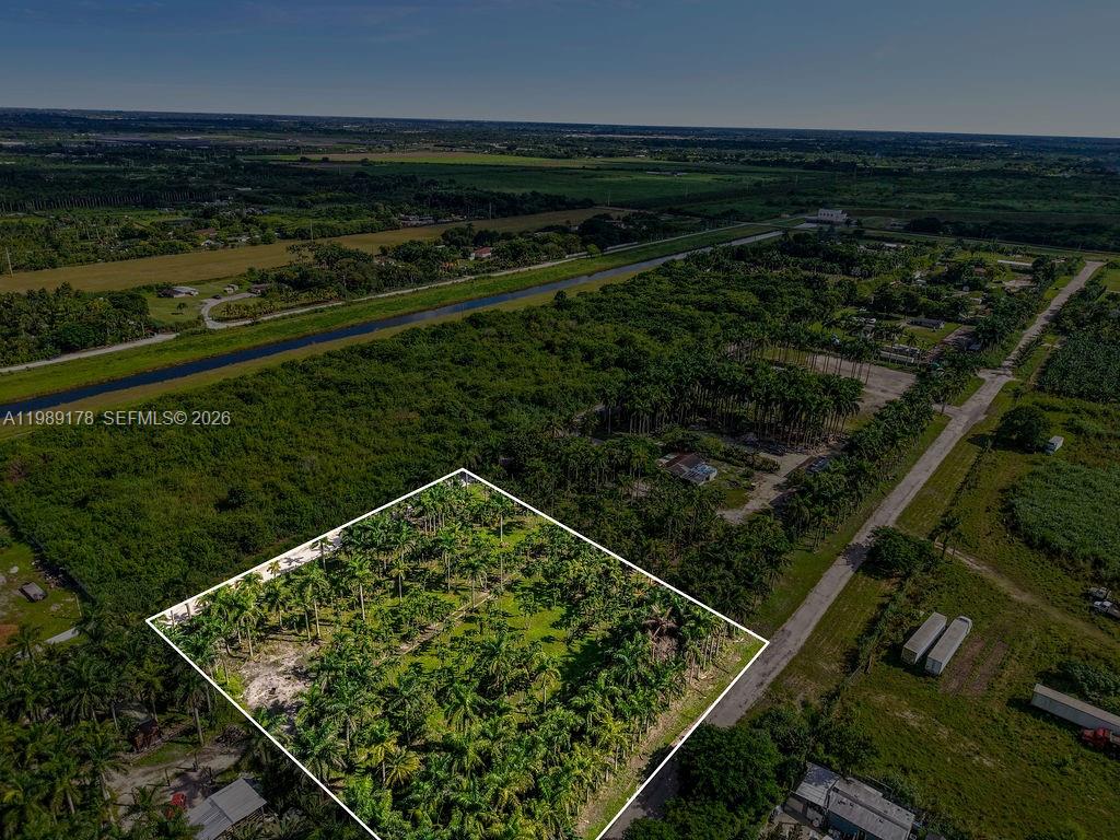 Land in Miami 5