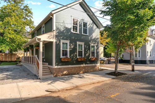 69 Hudson St, Providence, RI, 02909-1903 | Card Image