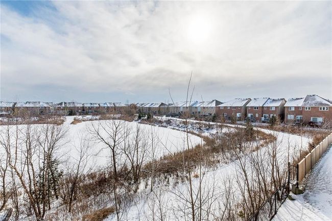221 - 640 Sauve St, House attached with 2 bedrooms, 2 bathrooms and 1 parking in Milton ON | Image 33