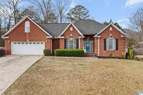 429 Lillian Ln, Anniston, AL, 36207-8604 | Card Image