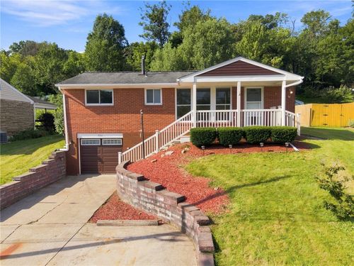 556 Anderson Ave, Pittsburgh, PA, 15239-1302 | Card Image